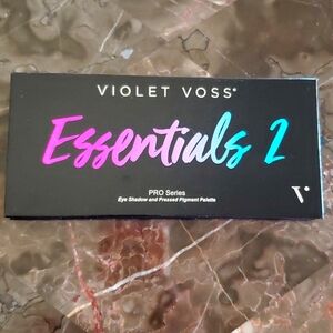 Violet Voss | Essentials 2 | Eye Shadow Palette